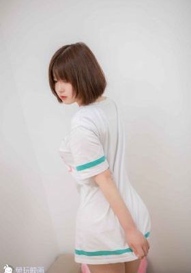 艳母1-6全集_720高清迅雷在线观看