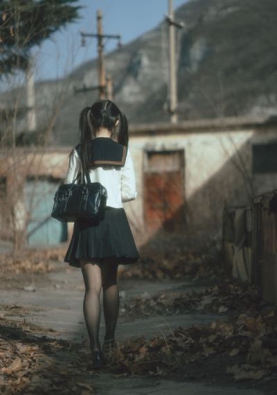 她在丈夫面前被耍电影_HD神马在线观看