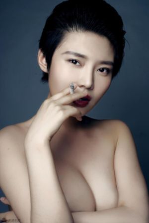 午夜少妇拍拍视频在线观看_HD高清完整电影