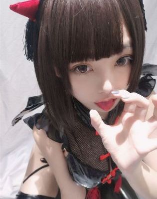 不穿内裤的女教师_高清免费全集观看